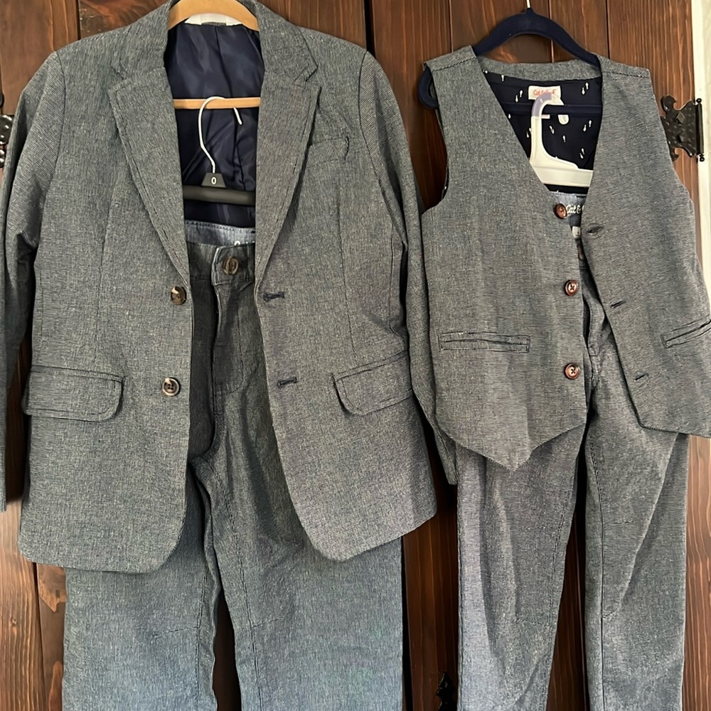 4 piece suit jacket vest pants Cat & Jack 100% cotton size 7-10 like new